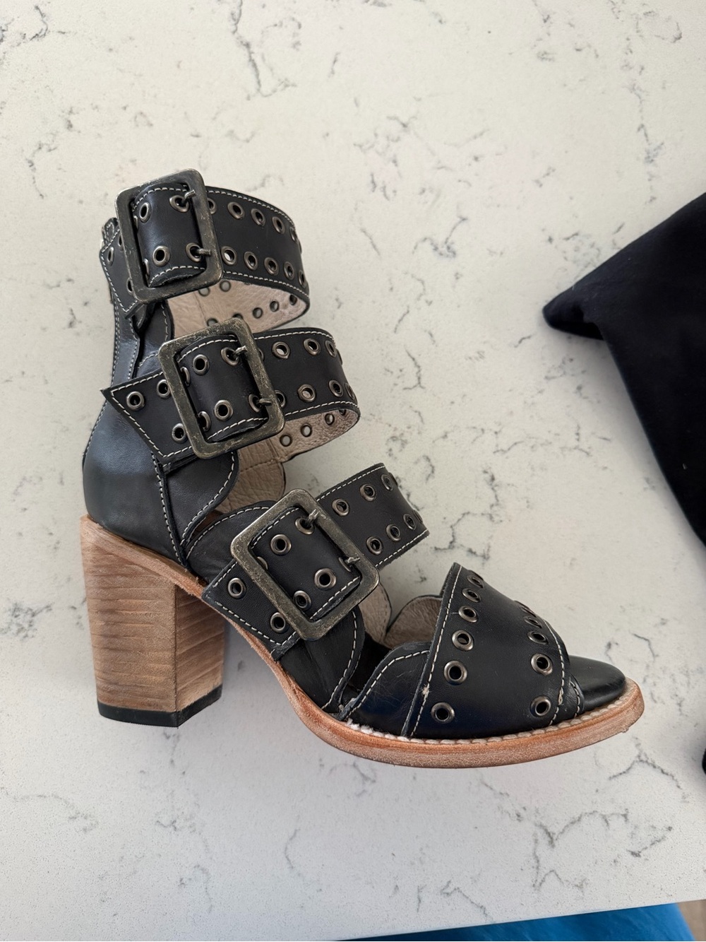 Freebird Blake by Steven Black Leather Buckle Sandals - Black - Picture 2 of 7